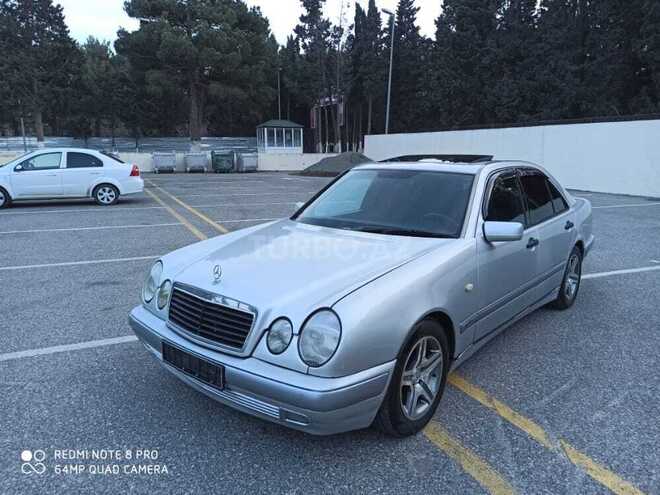 Mercedes E 230 1996, 289,000 km - 2.3 l - Sumqayıt