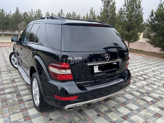 Mercedes ML 320 2010, 320,000 km - 3.0 l - Bakı