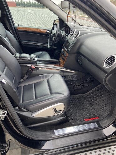 Mercedes ML 320 2010, 320,000 km - 3.0 l - Bakı