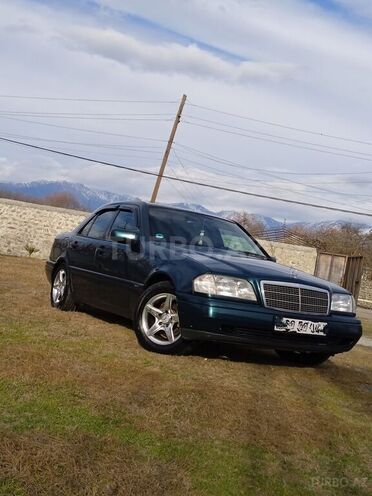 Mercedes C 180 1995, 215,000 km - 1.8 l - Balakən