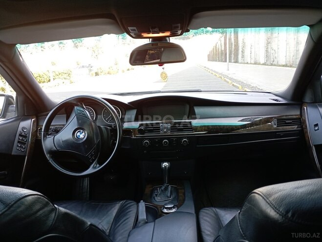 BMW 525 2004, 288,000 km - 2.5 l - Bakı