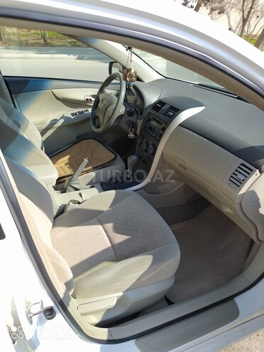 Toyota Corolla 2009, 194,000 km - 1.6 l - Bakı