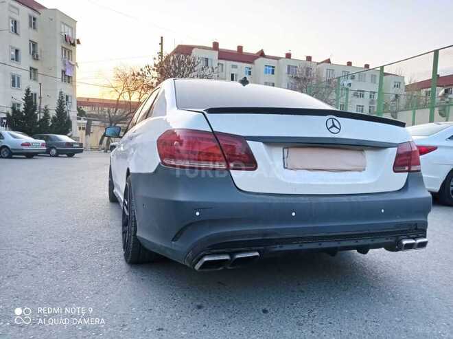 Mercedes E 200 2014, 250,000 km - 2.2 l - Bakı