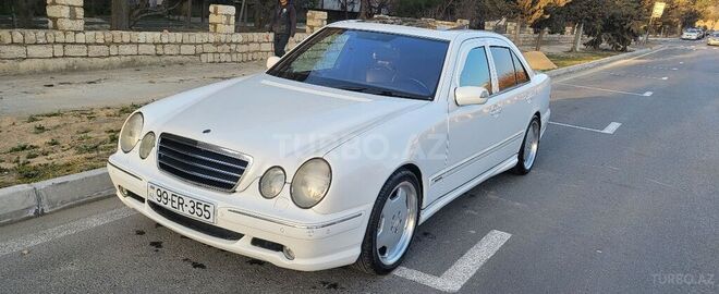 Mercedes E 320 2001, 264,000 km - 3.2 l - Bakı