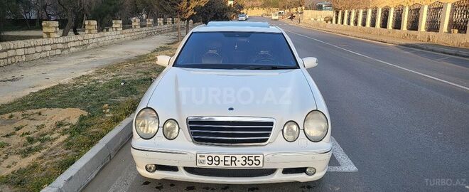 Mercedes E 320 2001, 264,000 km - 3.2 l - Bakı