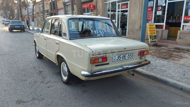 LADA (VAZ) 21011 1982, 87,000 km - 1.5 l - Qazax