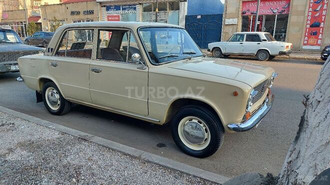 LADA (VAZ) 21011 1982, 87,000 km - 1.5 l - Qazax