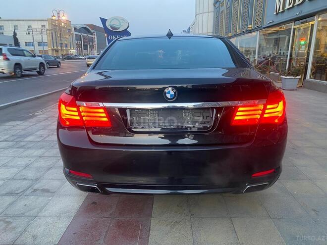 BMW 750 2010, 124,000 km - 4.4 l - Bakı