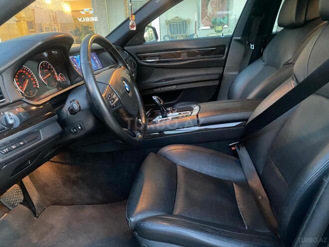 BMW 750 2010, 124,000 km - 4.4 l - Bakı