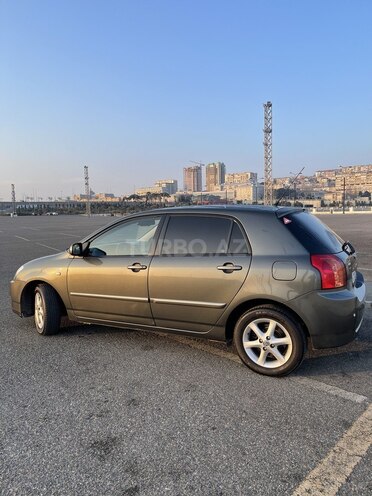 Toyota Corolla 2005, 178,000 km - 1.4 л - Bakı