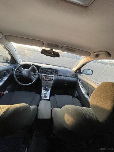 Toyota Corolla 2005, 178,000 km - 1.4 л - Bakı