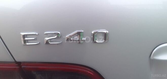 Mercedes E 240 1999, 327,600 km - 2.4 l - Bərdə