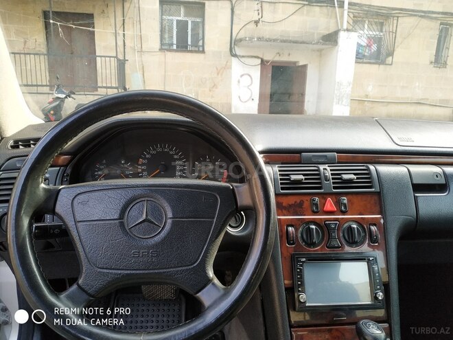 Mercedes E 300 1998, 469,000 km - 3.0 л - Bakı