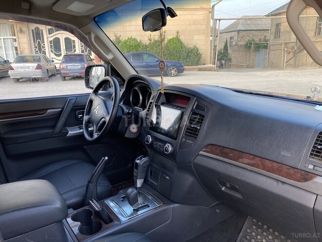 Mitsubishi Pajero 2013, 159,600 km - 3.0 l - Bakı