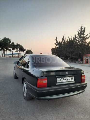 Opel Vectra 1994, 420,000 km - 2.0 l - Qax