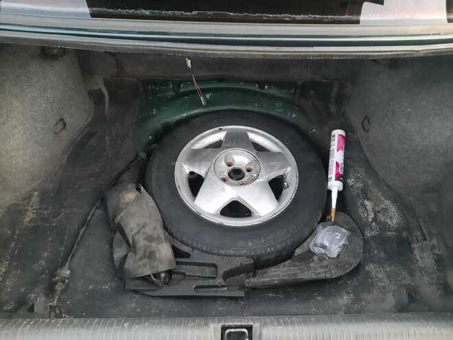 Opel Vectra 1994, 420,000 km - 2.0 l - Qax