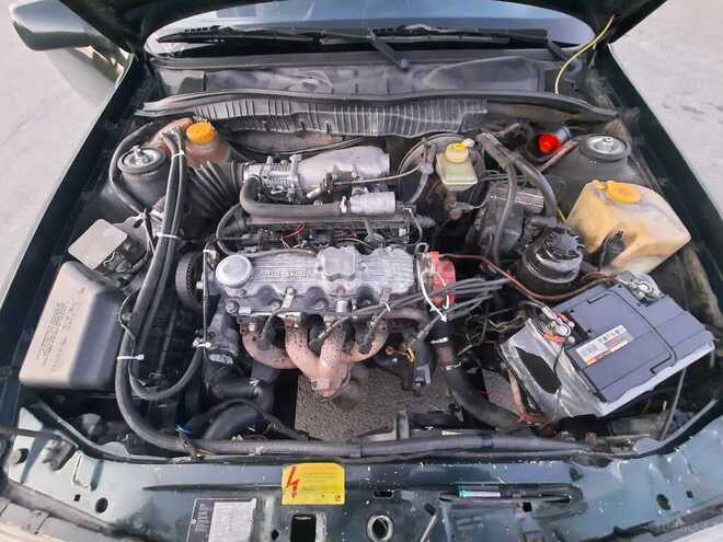Opel Vectra 1994, 420,000 km - 2.0 l - Qax