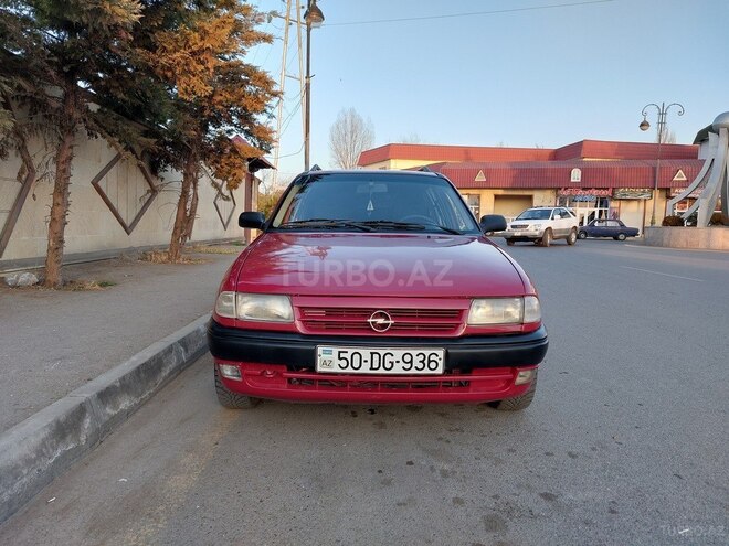 Opel Astra 1997, 36,666 km - 0.1 l - Ucar