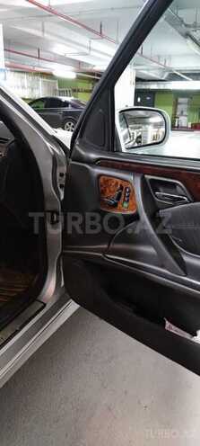 Mercedes E 280 2000, 442,070 km - 2.8 л - Bakı
