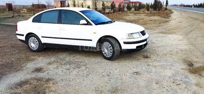 Volkswagen Passat 1997, 250,000 km - 1.8 l - Hacıqabul