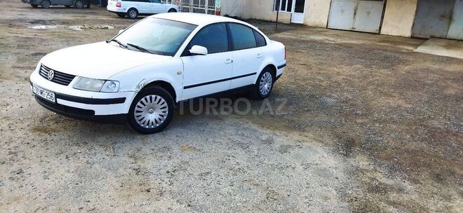 Volkswagen Passat 1997, 250,000 km - 1.8 l - Hacıqabul