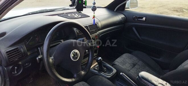 Volkswagen Passat 1997, 250,000 km - 1.8 l - Hacıqabul