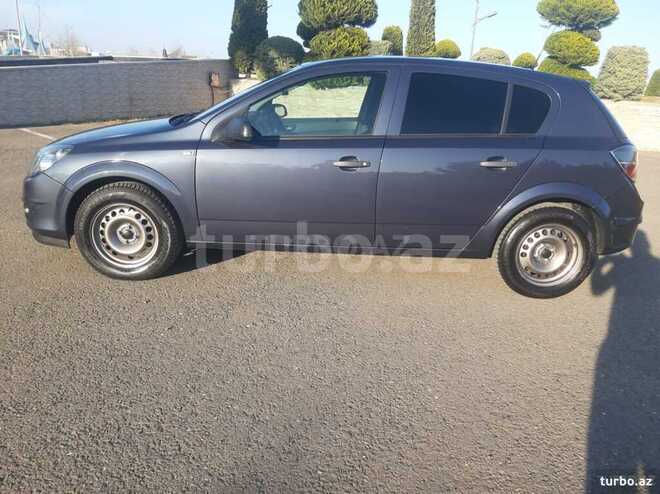 Opel Astra 2009, 187,000 km - 1.4 l - Astara