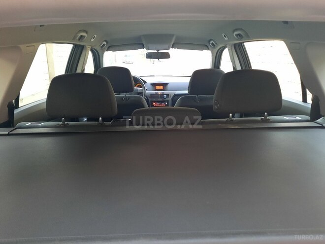 Opel Astra 2006, 131,000 km - 1.4 l - Bakı