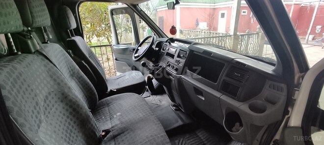 Ford Transit 2009, 296,000 km - 2.2 л - Biləsuvar