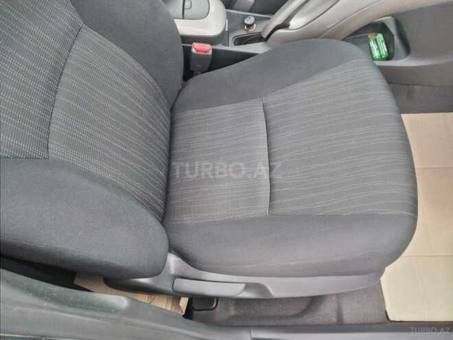 Toyota Auris 2008, 152,000 km - 1.4 л - Xudat