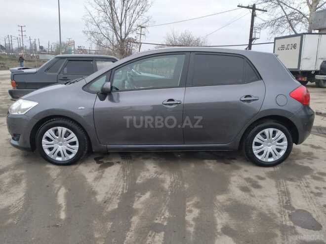 Toyota Auris 2008, 152,000 km - 1.4 л - Xudat