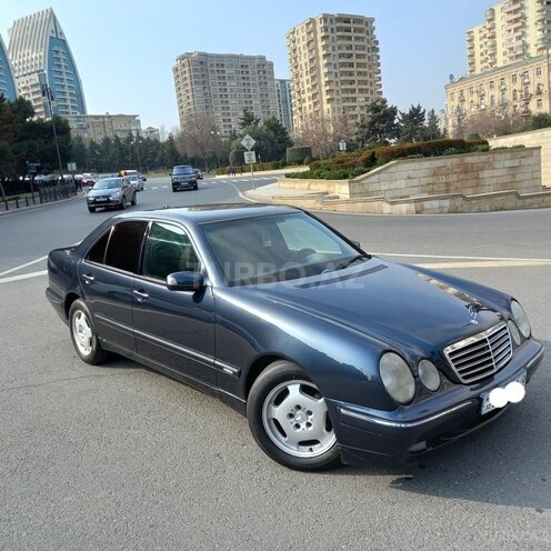 Mercedes E 220 2002, 290,445 km - 2.2 l - Bakı