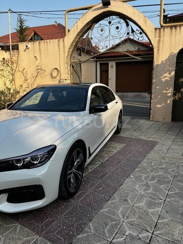 BMW 740 2017, 72,526 km - 3.0 л - Bakı