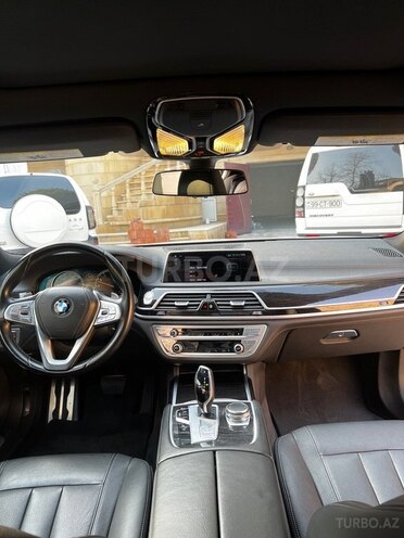 BMW 740 2017, 72,526 km - 3.0 л - Bakı