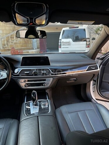 BMW 740 2017, 72,526 km - 3.0 л - Bakı