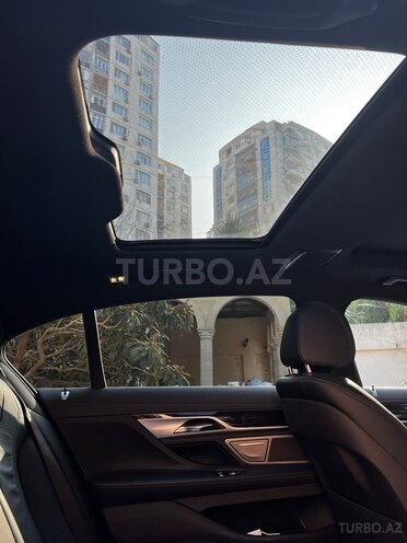BMW 740 2017, 72,526 km - 3.0 л - Bakı