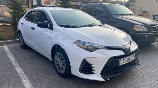 Toyota Corolla 2018, 119,000 km - 1.8 l - Bakı