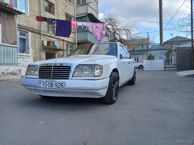 Mercedes E 250 1994, 366,056 km - 2.5 l - Bakı