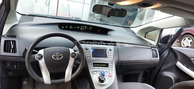 Toyota Prius 2012, 182,000 km - 1.8 л - Bakı