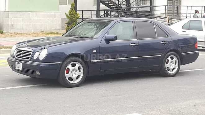 Mercedes E 230 1996, 421,880 km - 2.3 l - Bakı