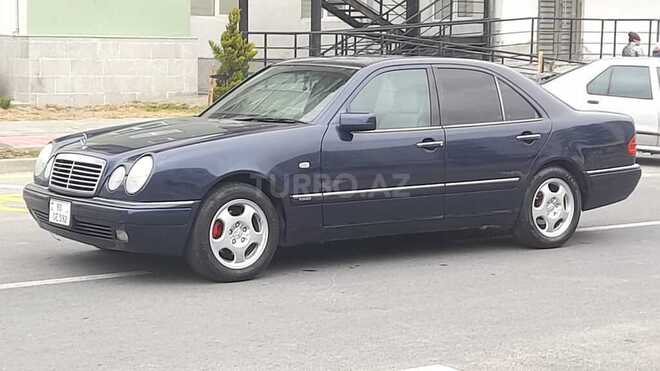 Mercedes E 230 1996, 421,880 km - 2.3 l - Bakı