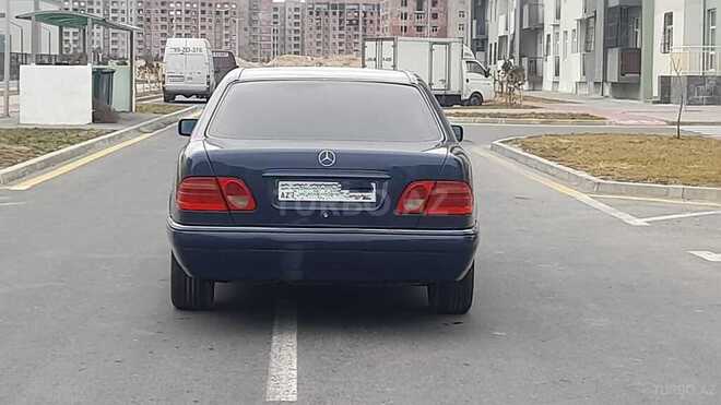 Mercedes E 230 1996, 421,880 km - 2.3 l - Bakı