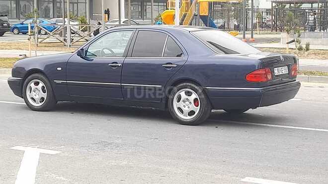 Mercedes E 230 1996, 421,880 km - 2.3 l - Bakı