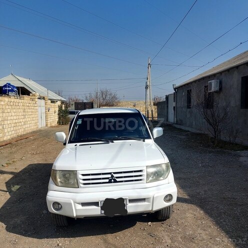 Mitsubishi Pajero io 1999, 290,000 km - 2.0 l - Gəncə