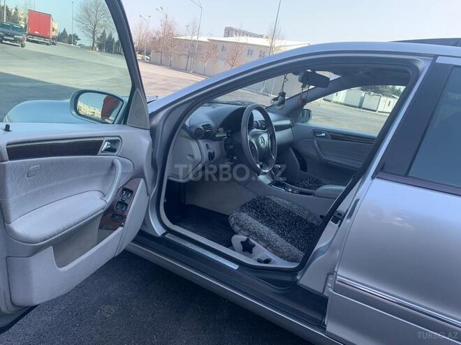 Mercedes C 200 2000, 230,000 km - 2.0 l - Gəncə
