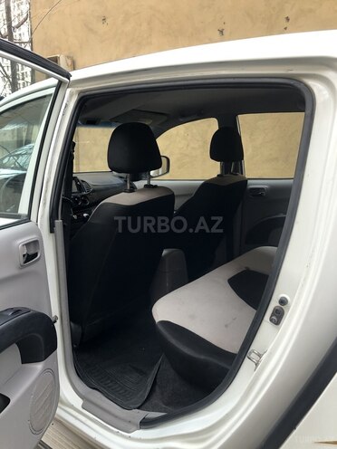 Mitsubishi L200 2015, 283,346 km - 2.5 l - Bakı