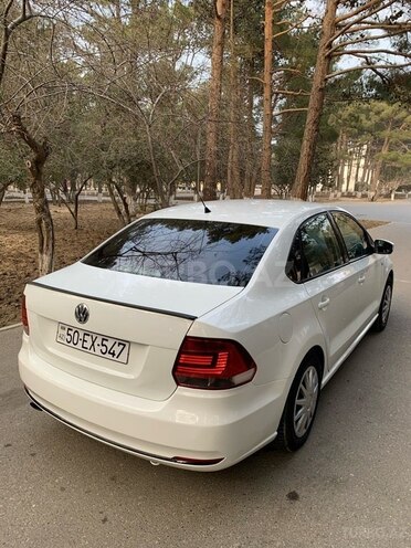 Volkswagen Polo 2018, 199,000 km - 1.6 l - Sumqayıt