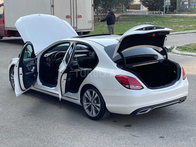 Mercedes C 300 2018, 38,000 km - 2.0 л - Bakı