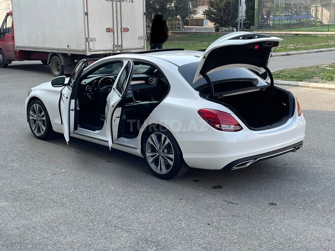 Mercedes C 300 2018, 38,000 km - 2.0 л - Bakı