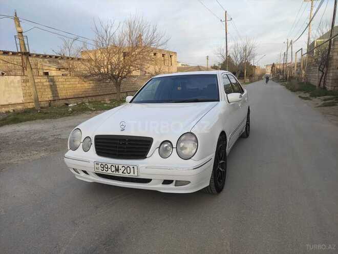 Mercedes E 220 2000, 526,000 km - 2.2 l - Bakı